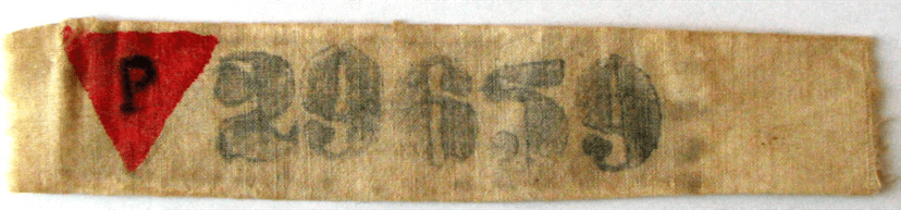 Winkiel obozowy z literą "P"